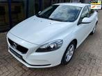 Volvo V40 2.0 T2 Kinetic Business Pack Connect NAVI / PDC /, Auto's, Volvo, Voorwielaandrijving, Stof, Gebruikt, Zwart