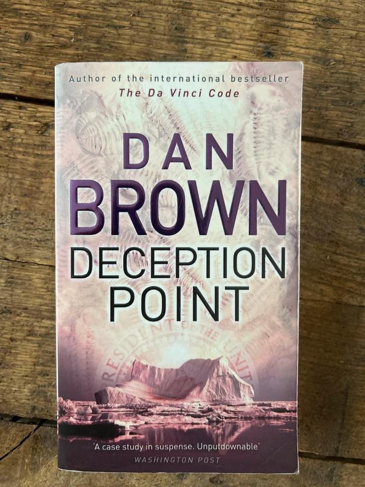 Deception Point - Dan Brown - Gelezen, Boeken, Thrillers, Gelezen, Nederland, Ophalen