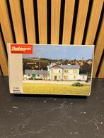 Auhagen H0 11329 Station Radeburg nieuw, Hobby en Vrije tijd, Modeltreinen | H0, Overige merken, Gelijkstroom of Wisselstroom