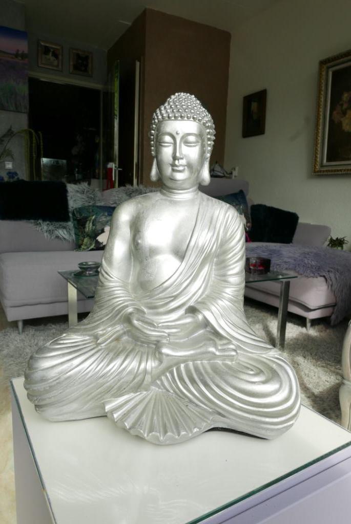 Silver Moon Buddha beeld, Huis en Inrichting, Woonaccessoires | Boeddhabeelden, Zo goed als nieuw, Ophalen