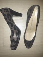 PETER KAISER luxe leren pumps. NIEUWSTAAT. Maat 39., Peter Kaiser, Pumps, Overige kleuren, Ophalen of Verzenden