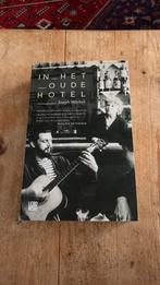 In het oude hotel - joseph mitchell, Ophalen of Verzenden, Zo goed als nieuw