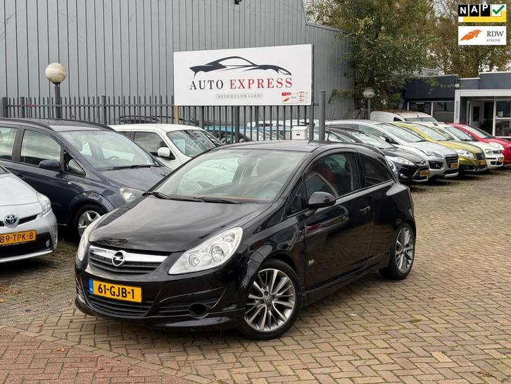 Opel Corsa 1.4-16V OPC line/ Airco/Cruise/Camra /Navigatie/A, Auto's, Opel, Bedrijf, Te koop, Corsa, ABS, Airbags, Airconditioning