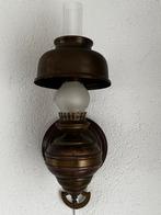 Klassiek wandlampje met olielamp uiterlijk, Ophalen of Verzenden, Gebruikt, Metaal