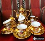 Gemerkt Foreign oud porselein mokka - thee servies set barok, Antiek en Kunst, Antiek | Servies los, Ophalen of Verzenden
