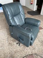 Sta-op stoel elektrisch, Ophalen, Gebruikt, 50 tot 75 cm, Leer