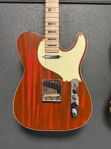 Vintage V59 ProShop Red Crackle Coral beschikbaar voor biedingen