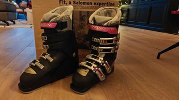 Salomon dames skischoenen thermo roze 24.5 (maat 39) beschikbaar voor biedingen