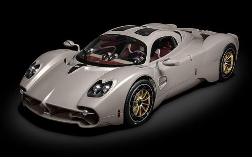 Pocher Pagani Utopia schaal 1:8, Hobby en Vrije tijd, Modelauto's | 1:5 tot 1:12, Nieuw, Auto, 1:5 t/m 1:8, Ophalen