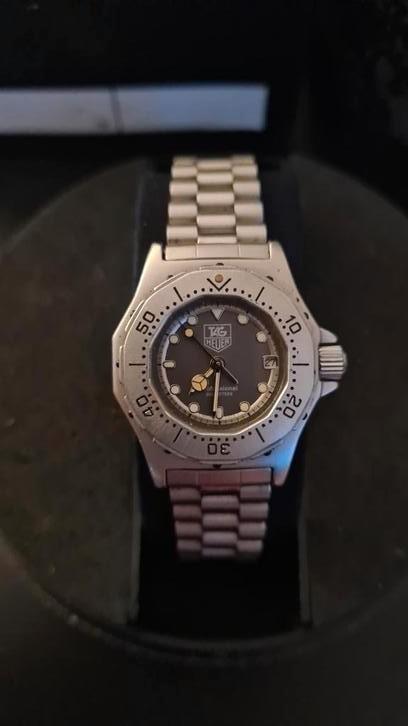Tag Heuer Professional 3000 932.208, Sieraden, Tassen en Uiterlijk, Horloges | Dames, Zo goed als nieuw, Overige merken, Staal
