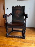 17e-eeuwse Jacobeaan handgesnede eiken fauteuil Tudor-paneel, Ophalen