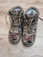 Gevoerde camouflage boots, Ophalen of Verzenden, Zo goed als nieuw, Kleding