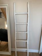 Decoratieve ladder, Doe-het-zelf en Verbouw, Ladders en Trappen, Ophalen of Verzenden, Zo goed als nieuw, Minder dan 2 meter