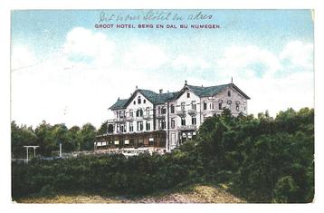 975756 Groot Hotel Berg en Dal bij Nijmegen 1913 Gelopen met beschikbaar voor biedingen