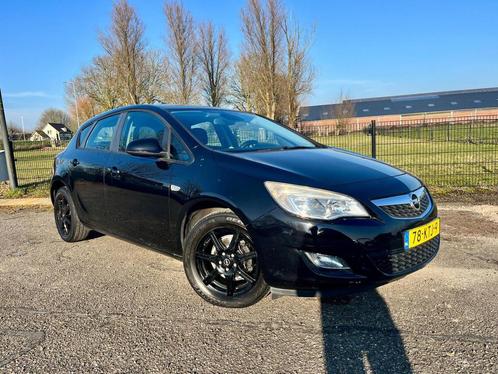 Opel Astra 1.4 Edition / 101pk /, Auto's, Opel, Bedrijf, Te koop, Astra, ABS, Airbags, Airconditioning, Cruise Control, Elektrische buitenspiegels
