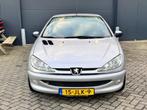 Peugeot 206 CC 1.6-16V, Gebruikt, 4 cilinders, Cabriolet, 4 stoelen