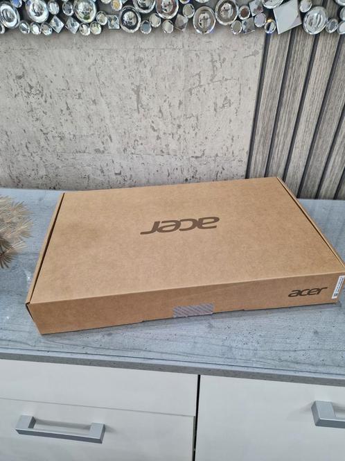 ACER Aspire 3 14 ( 8GB - 512 GB ) 14 inch, Computers en Software, Laptopstandaarden, Zo goed als nieuw, Ophalen of Verzenden