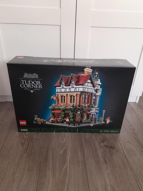 Lego 10350 - Hoekpand in tudorstijl, Kinderen en Baby's, Speelgoed | Duplo en Lego, Nieuw, Lego, Complete set, Ophalen of Verzenden