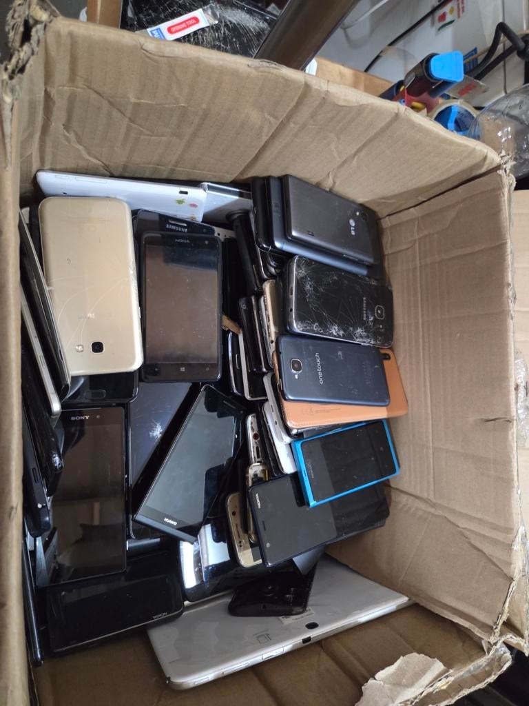 Grote partij Android en apple telefoons, Telecommunicatie, Mobiele telefoons | Samsung, 32 GB, Ophalen of Verzenden, Zwart