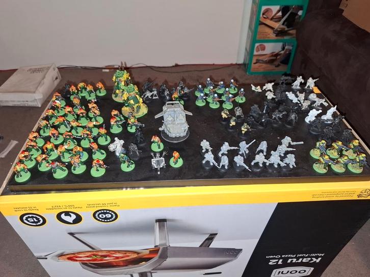 Warhammer 40k imperial guard leger, Hobby en Vrije tijd, Wargaming, Zo goed als nieuw, Warhammer 40000, Figuurtje(s), Ophalen of Verzenden