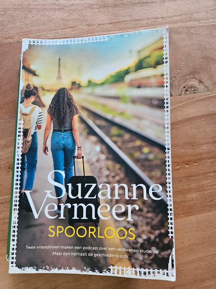 Spoorloos - Suzanne Vermeer, Boeken, Thrillers, Gelezen, Nederland, Ophalen of Verzenden