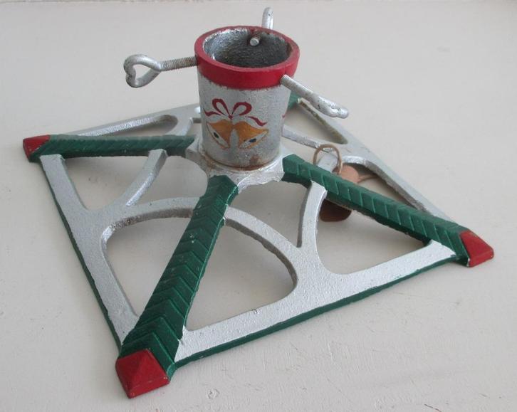 Oude Kerstboomstandaard Gietijzer Vierkant Aren Kerstklokje., Diversen, Kerst, Gebruikt, Ophalen of Verzenden
