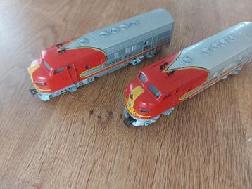 2 Märklin USA Santa Fe treinset artnr 3060+4060 beschikbaar voor biedingen