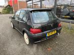 Peugeot 106 1.6-16V GTI (bj 2002), Auto's, Peugeot, Voorwielaandrijving, Stof, Gebruikt, 31 €/maand