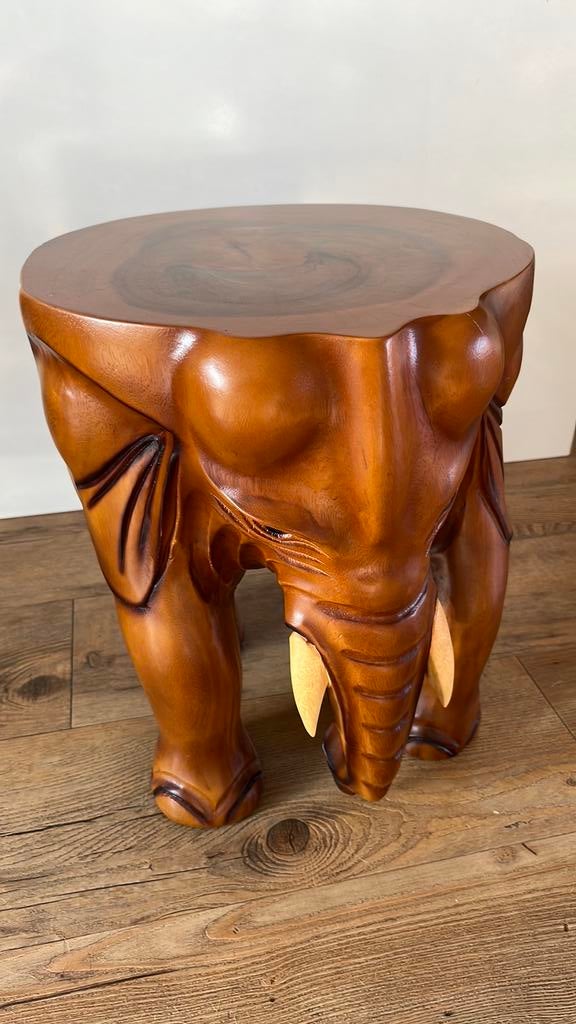 Houten “olifant” kruk, Ophalen, Zo goed als nieuw, Hout