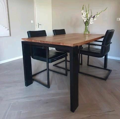 Industriële Eetkamertafel Xooon, Huis en Inrichting, Tafels | Eettafels, Gebruikt, 100 tot 150 cm, 150 tot 200 cm, Vier personen