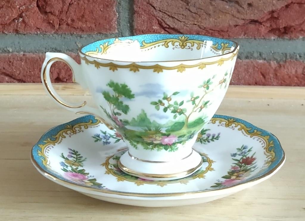 antieke kop & schotel Royal Albert, Bone China, volgnr 79, Antiek en Kunst, Antiek | Servies los, Ophalen of Verzenden