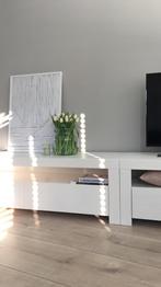 WOOOD tv meubel Mats grenen wit gelakt, Huis en Inrichting, Kasten | Televisiemeubels, Ophalen, 150 tot 200 cm, Zo goed als nieuw