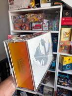 Acryl Case - Ultra Premium Collection Box (UPC) Charizard, Hobby en Vrije tijd, Verzamelkaartspellen | Pokémon, Ophalen of Verzenden