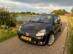 Renault Clio 2.0 16V RS ‘02 – APK 06-2026 – Liefhebbersauto!, Auto's, Renault, Voorwielaandrijving, 1998 cc, 535 kg, Zwart