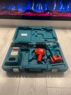 Makita Schroefboor (Defecte Accu's), Doe-het-zelf en Verbouw, Gereedschap | Boormachines, Ophalen of Verzenden, Gebruikt, Boor- en Schroefmachine