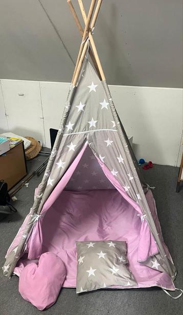 Tipi tent beschikbaar voor biedingen