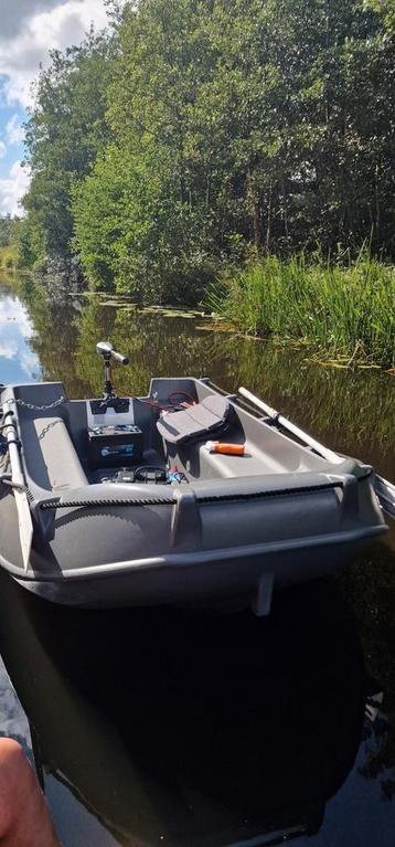 Whaly 270 met Motor - onderhoudsvrij beschikbaar voor biedingen