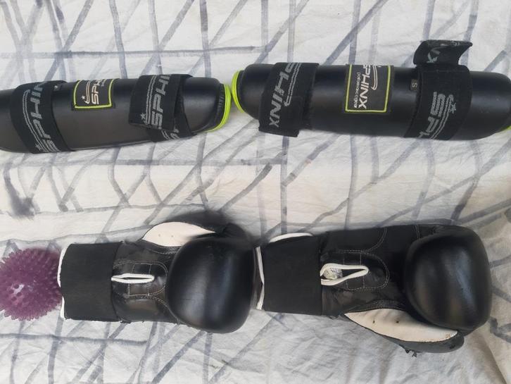 Joya van Fightgaer16 OZ 0035, scheenschermers,, Sport en Fitness, Boksen, Gebruikt, Bokshandschoenen, Ophalen