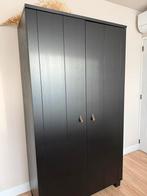 Zwarte kledingkast van Woood, Huis en Inrichting, Kasten | Kledingkasten, Ophalen, 100 tot 150 cm, 200 cm of meer, Met hangruimte