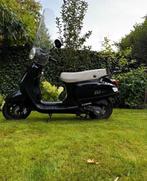 Scooter IVA-LUX-50 (zwart) - km stand 11459 - blauw kenteken, Zo goed als nieuw, Benzine, Ophalen, Overige merken