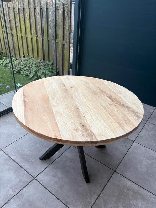 Mangohouten eettafel 120cm, Huis en Inrichting, Tafels | Eettafels, Zo goed als nieuw, 100 tot 150 cm, Vijf personen of meer, Rond