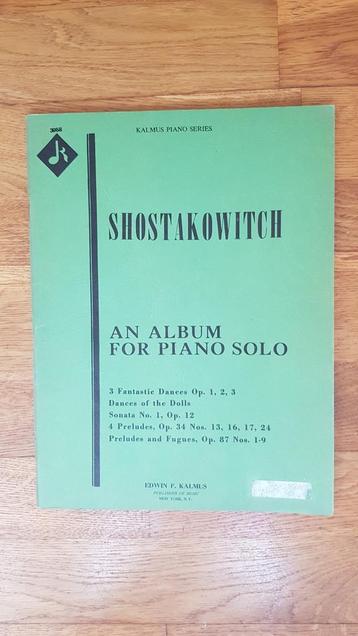 Shostakowitch  Album voor piano solo.  beschikbaar voor biedingen