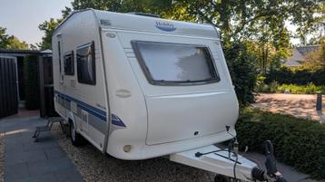 HOBBY 400 SF 2008 met MOVER, VOORTENT, zeer nette caravan  beschikbaar voor biedingen