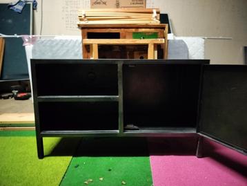 Tv kast, zwart staal, nooit gebruikt