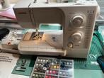 Janome 8318 Naaimachine met veel accessoires, Hobby en Vrije tijd, Naaimachines en Toebehoren, Ophalen of Verzenden, Gebruikt