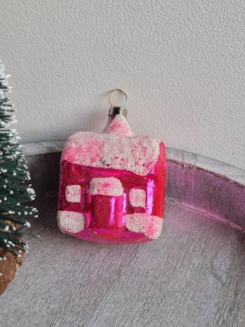 vintage kerstbal huisje roze 556 beschikbaar voor biedingen