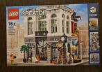 LEGO Brick Bank (10251) – Nieuw in Doos, Kinderen en Baby's, Speelgoed | Duplo en Lego, Ophalen of Verzenden, Nieuw, Complete set