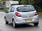 Opel Corsa 1.2-16V Rhythm 5DR*Cruise*Airco*LM velgen*, 47 €/maand, Te koop, Zilver of Grijs, Geïmporteerd