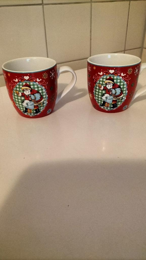 2 Grote Kerst mokken Albert Heijn - Nieuw., Huis en Inrichting, Keuken | Servies, Nieuw, Kop(pen) en/of Schotel(s), Overige stijlen