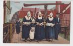 034 Volendam Vrouwen Mannen Kind B12, Verzenden, 1940 tot 1960, Ongelopen, Noord-Holland